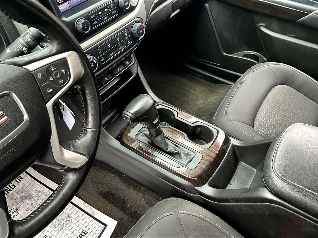 Used 2015 GMC Canyon SLE image 13