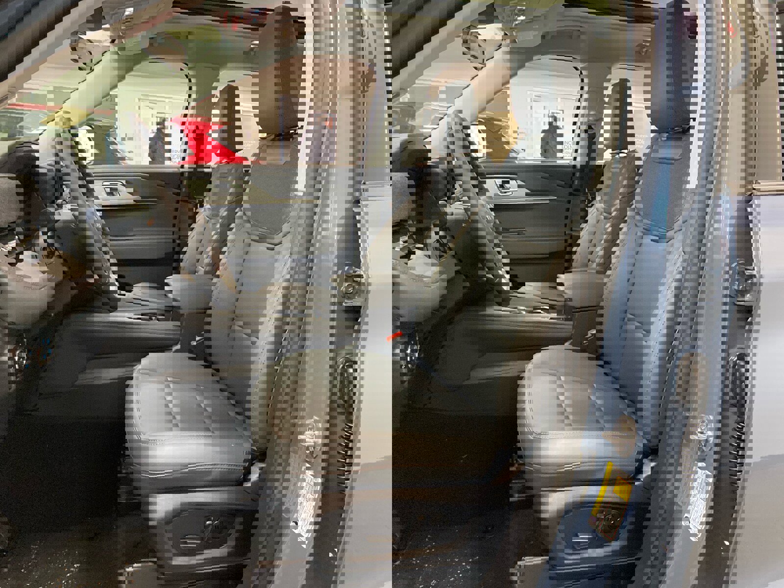 New 2026 Ford Explorer Active w/ Active Comfort Package image 17