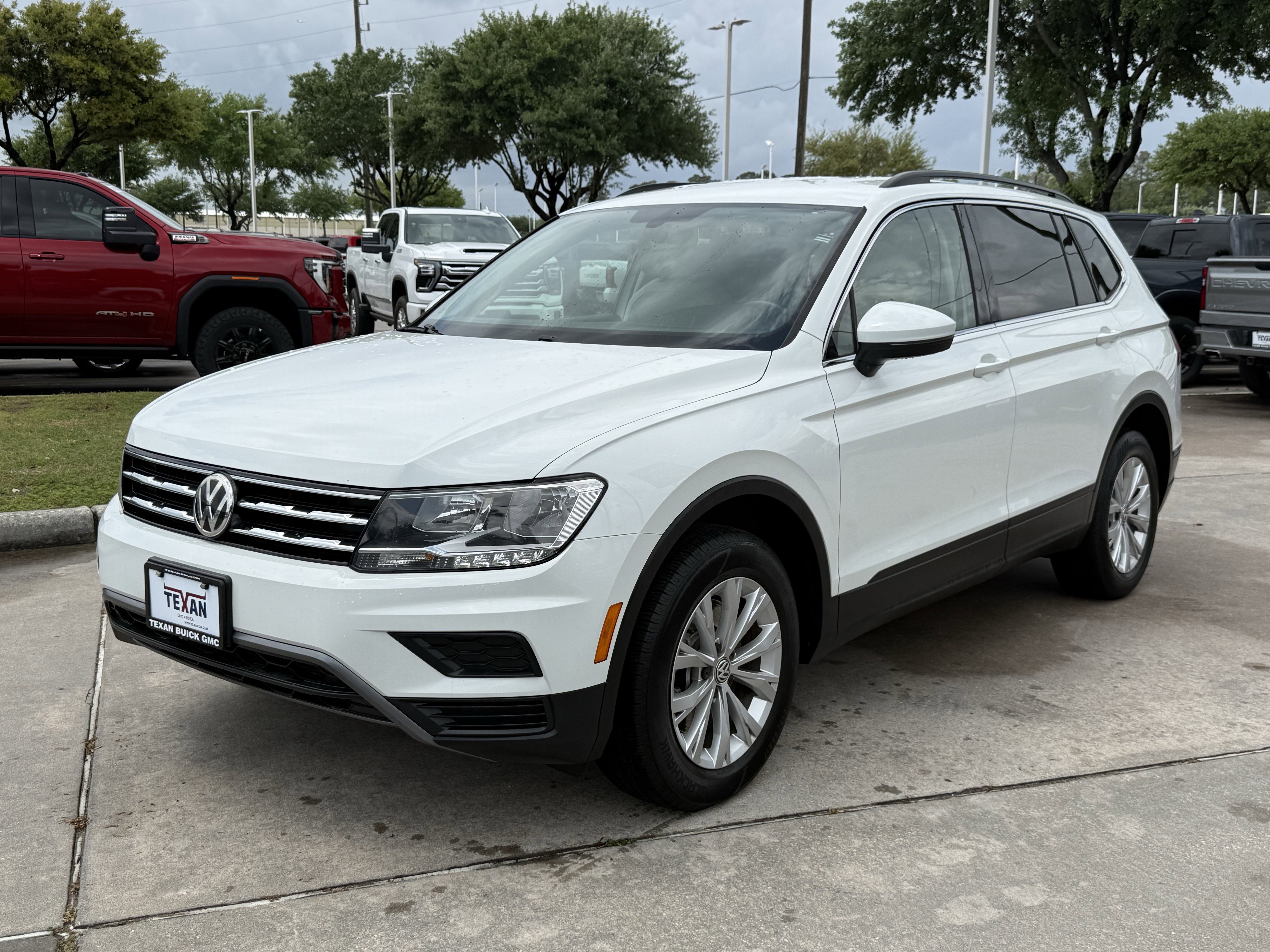 Used 2019 Volkswagen Tiguan SE image 9