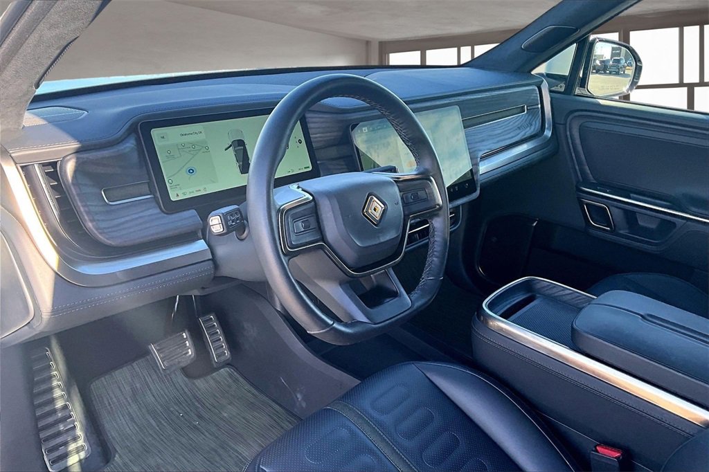 Used 2024 Rivian R1S Adventure image 13