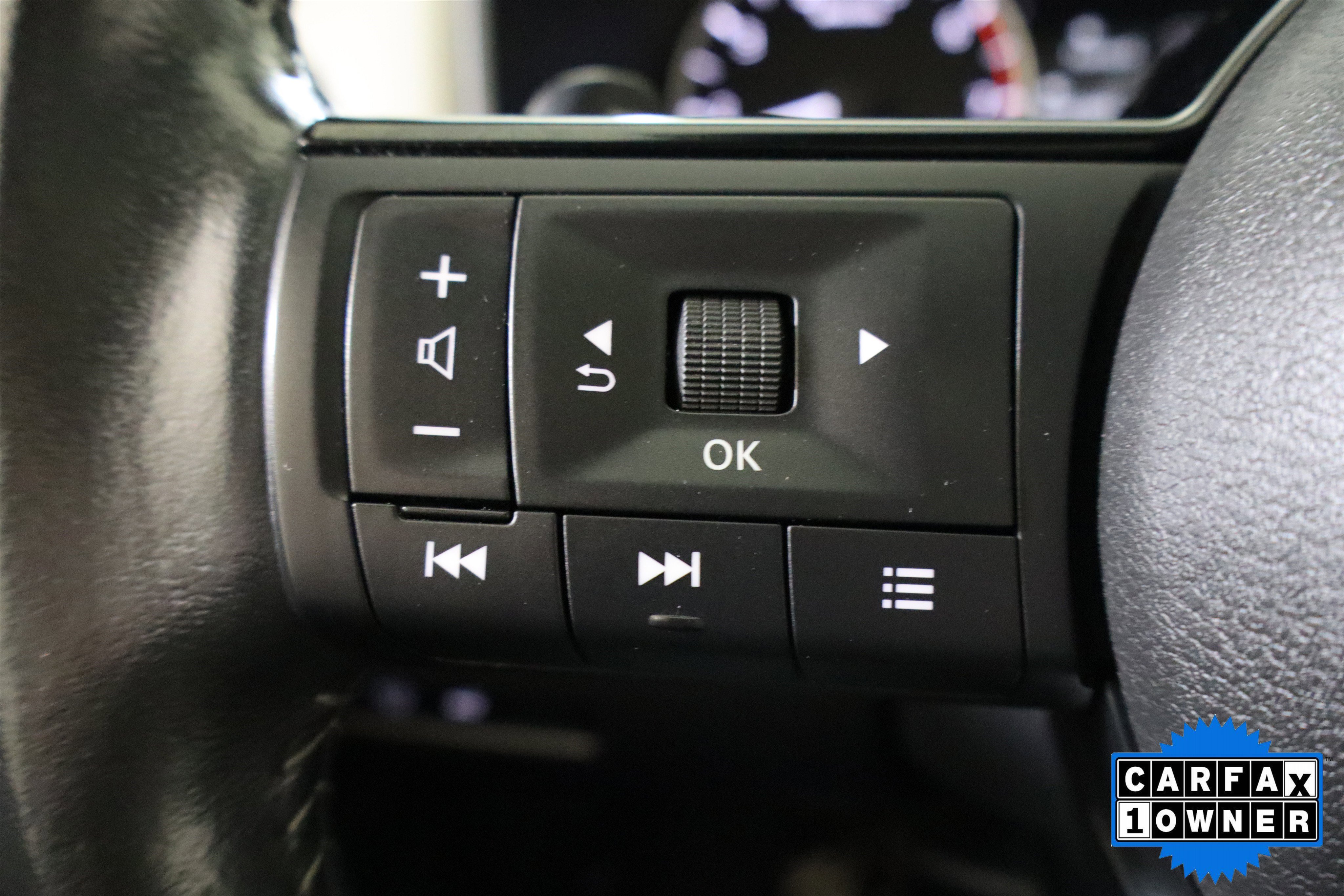 Used 2025 Chevrolet Silverado 1500 LT w/ Leather Package image 62