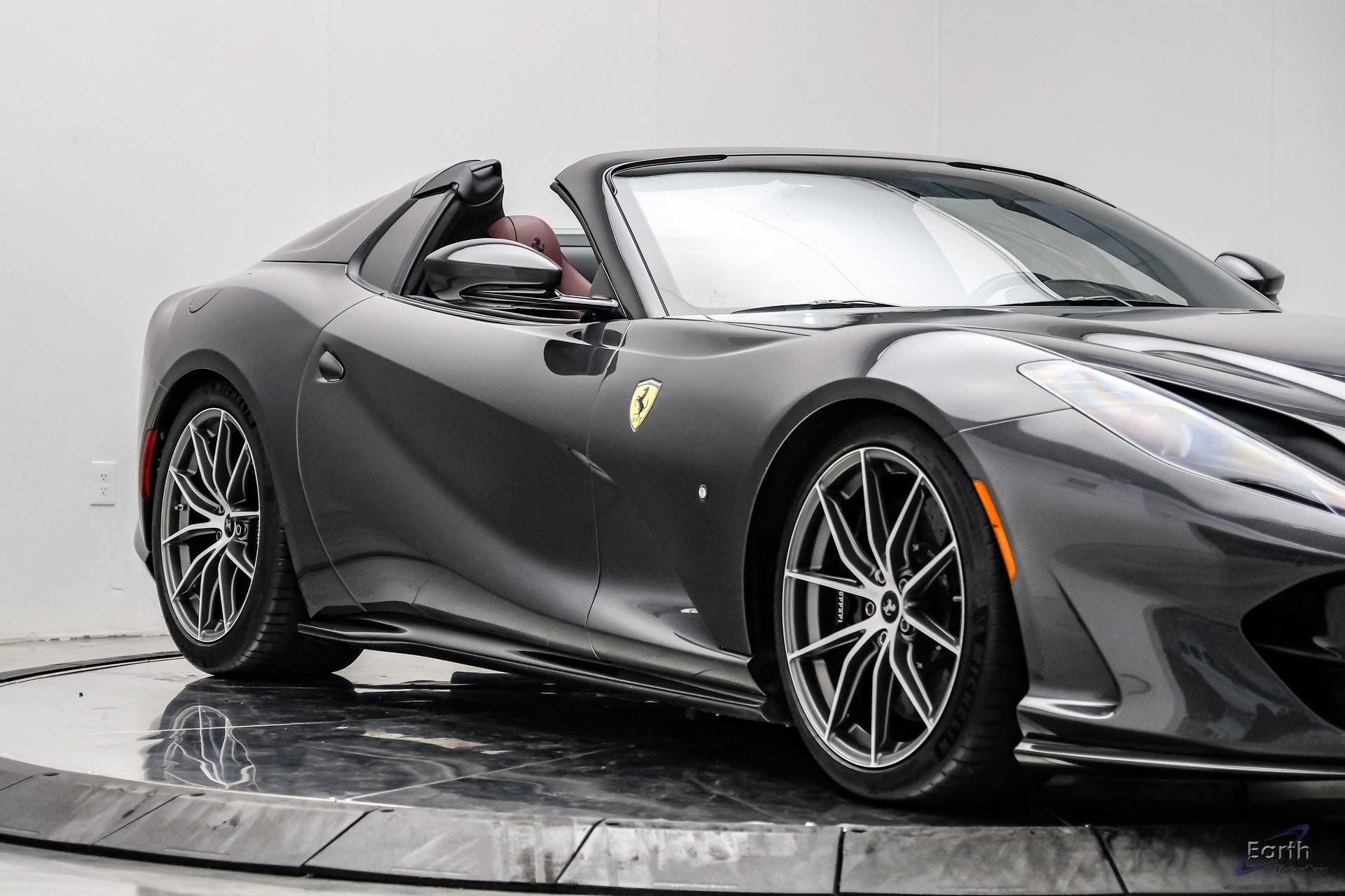 Used 2023 Ferrari 812 GTS RWD image 34