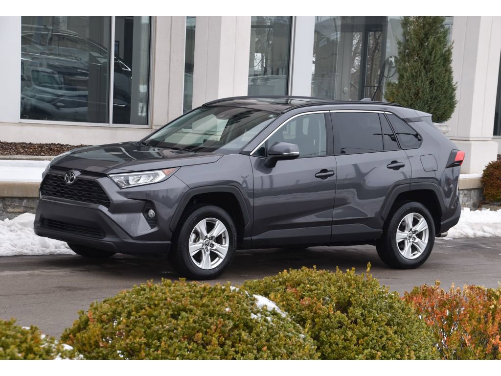 Used 2021 Toyota RAV4 XLE image 7