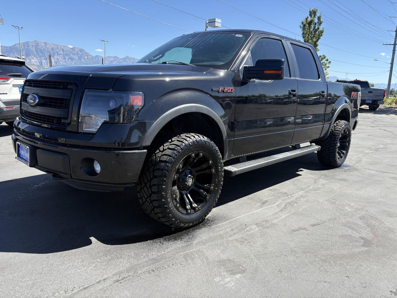 Used 2014 Ford F150 FX4 w/ Equipment Group 402A Luxury AWD/4WD image 3