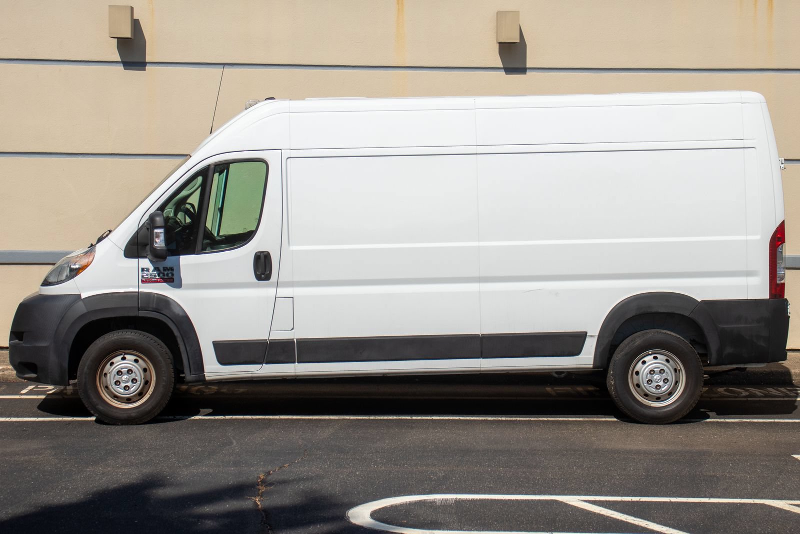Used 2019 RAM ProMaster 2500 FWD image 3