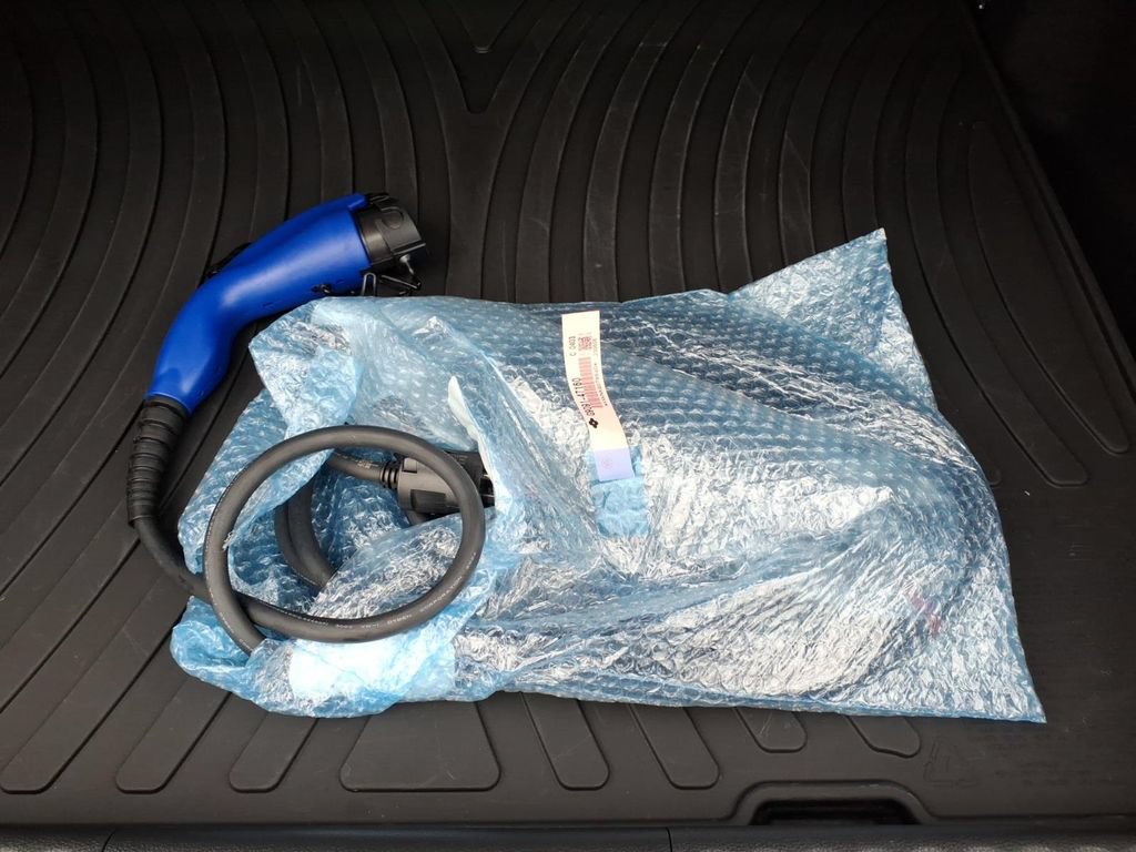 Used 2024 Toyota Prius Prime FWD image 11