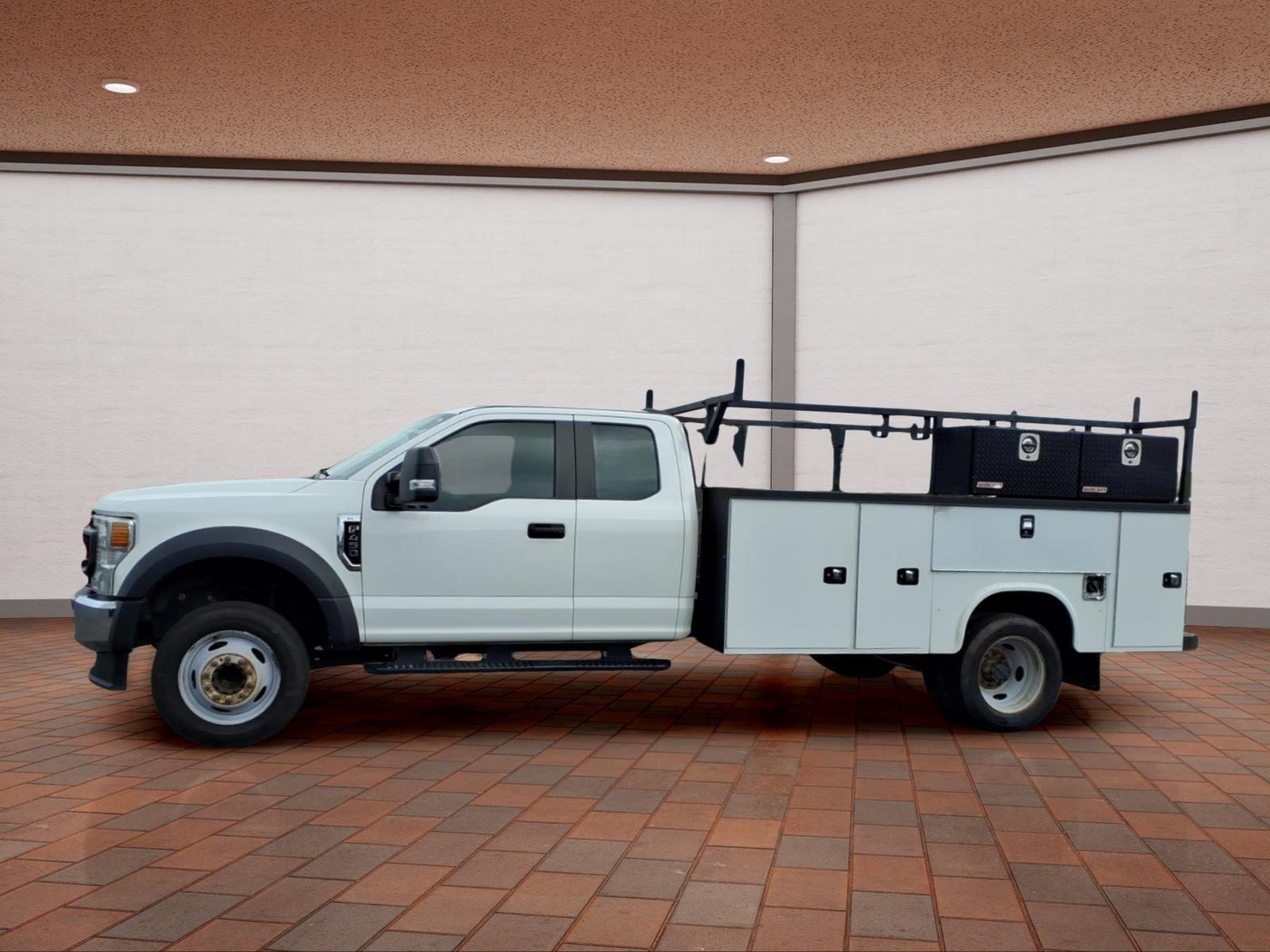 Used 2020 Ford F450 XL w/ Power Equipment Group RWD image 5