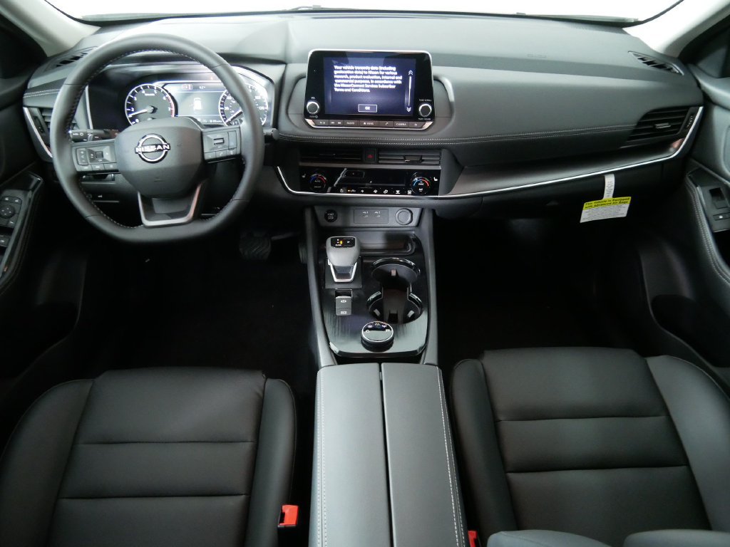 New 2026 Nissan Rogue Dark Armor AWD/4WD image 17