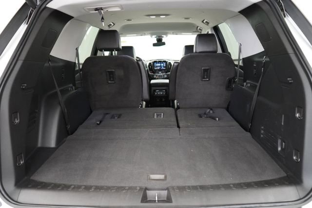 Used 2020 Chevrolet Traverse RS image 60