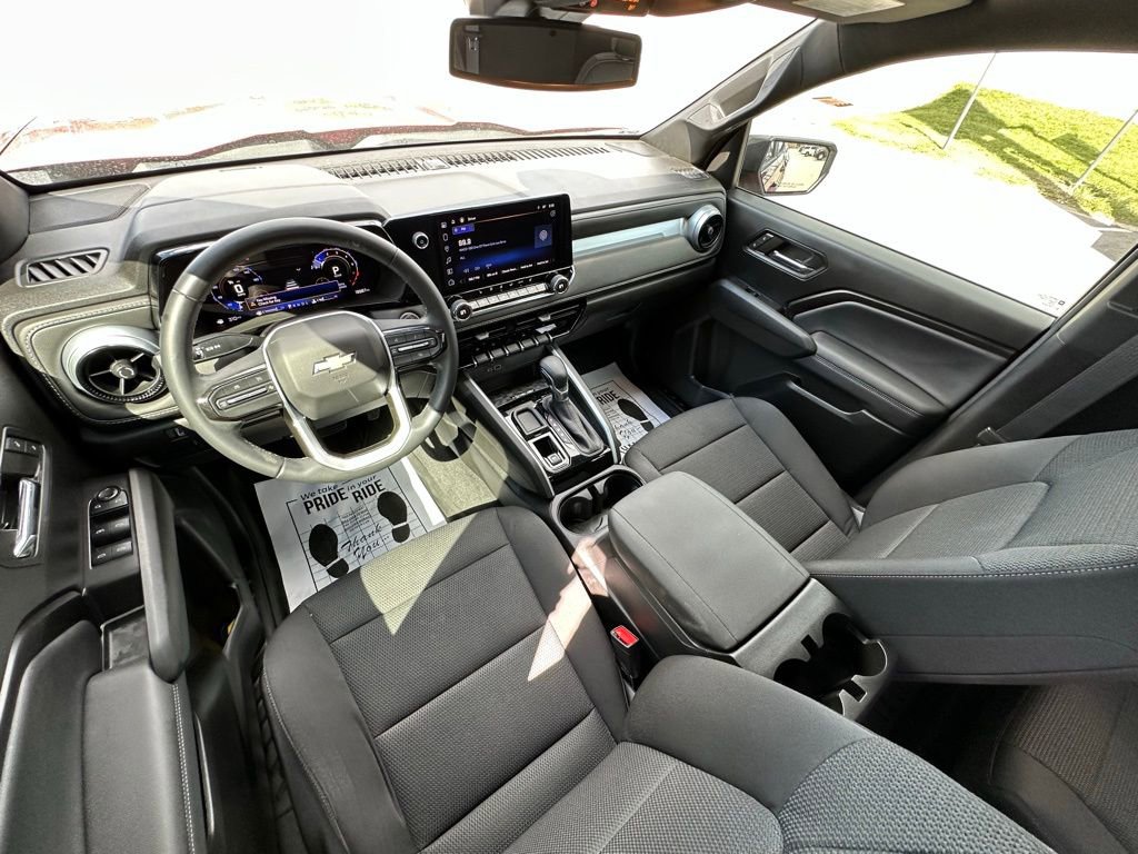 Used 2024 Chevrolet Colorado LT w/ LT Convenience Package II RWD image 20