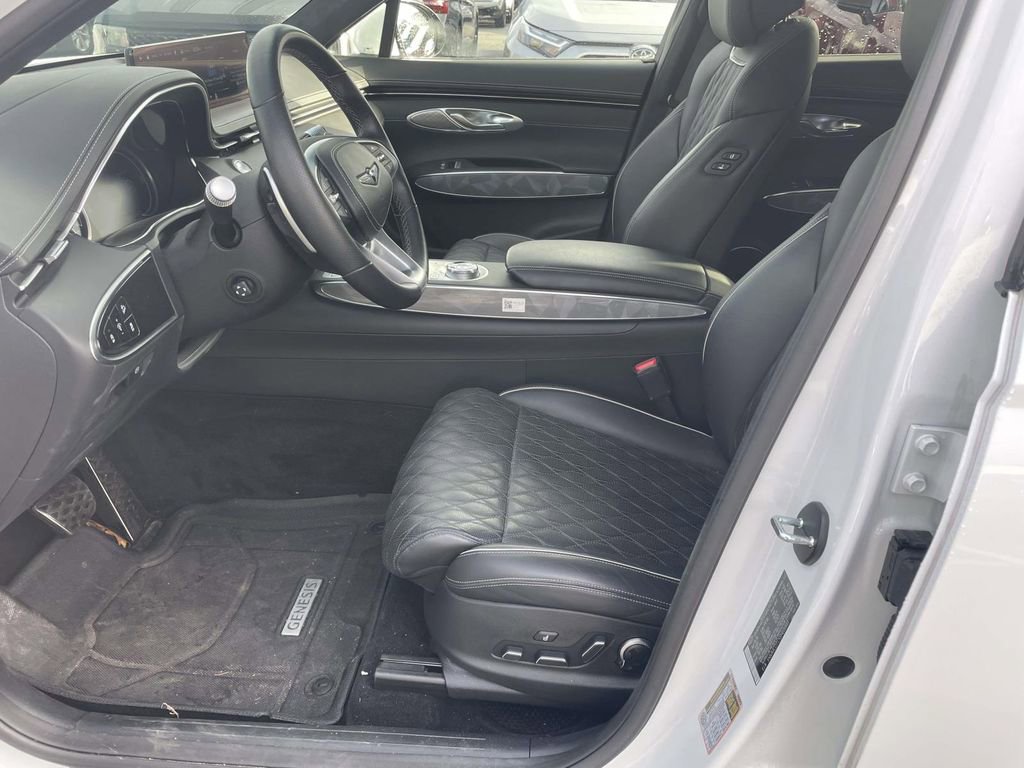 Used 2025 Genesis GV70 3.5T Sport w/ Sport Advanced Package image 29