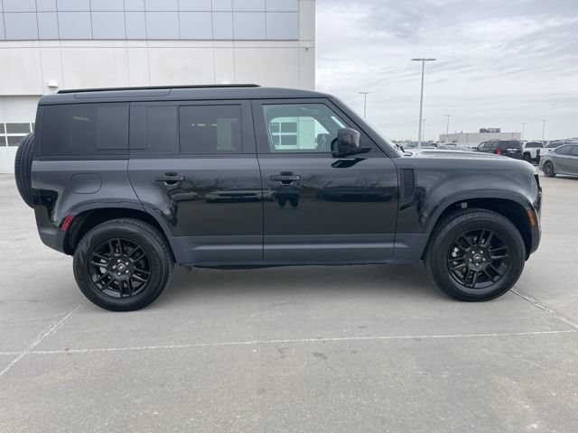 Used 2025 Land Rover Defender 110 S AWD/4WD image 6