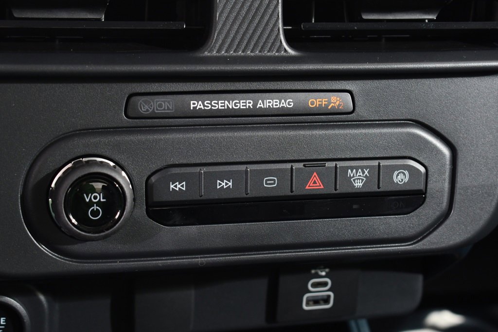 New 2025 Ford Maverick XLT w/ XLT Luxury Package image 28