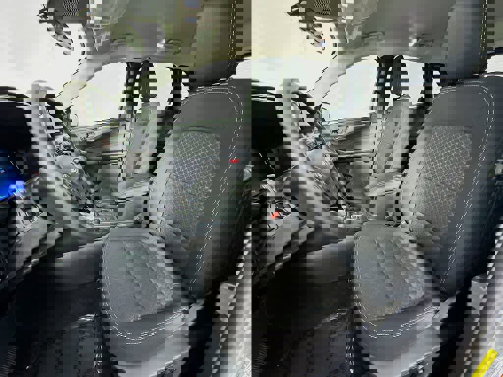 Used 2024 Ford Escape Active image 12