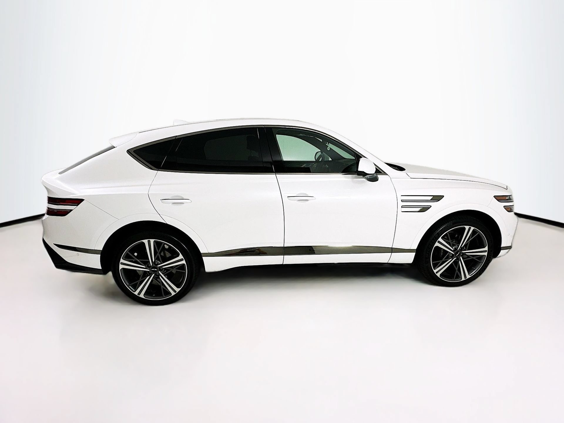Used 2026 Genesis GV80 3.5T e-SC AWD/4WD image 9