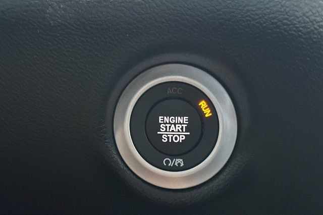 New 2027 Chrysler Pacifica Select FWD image 22