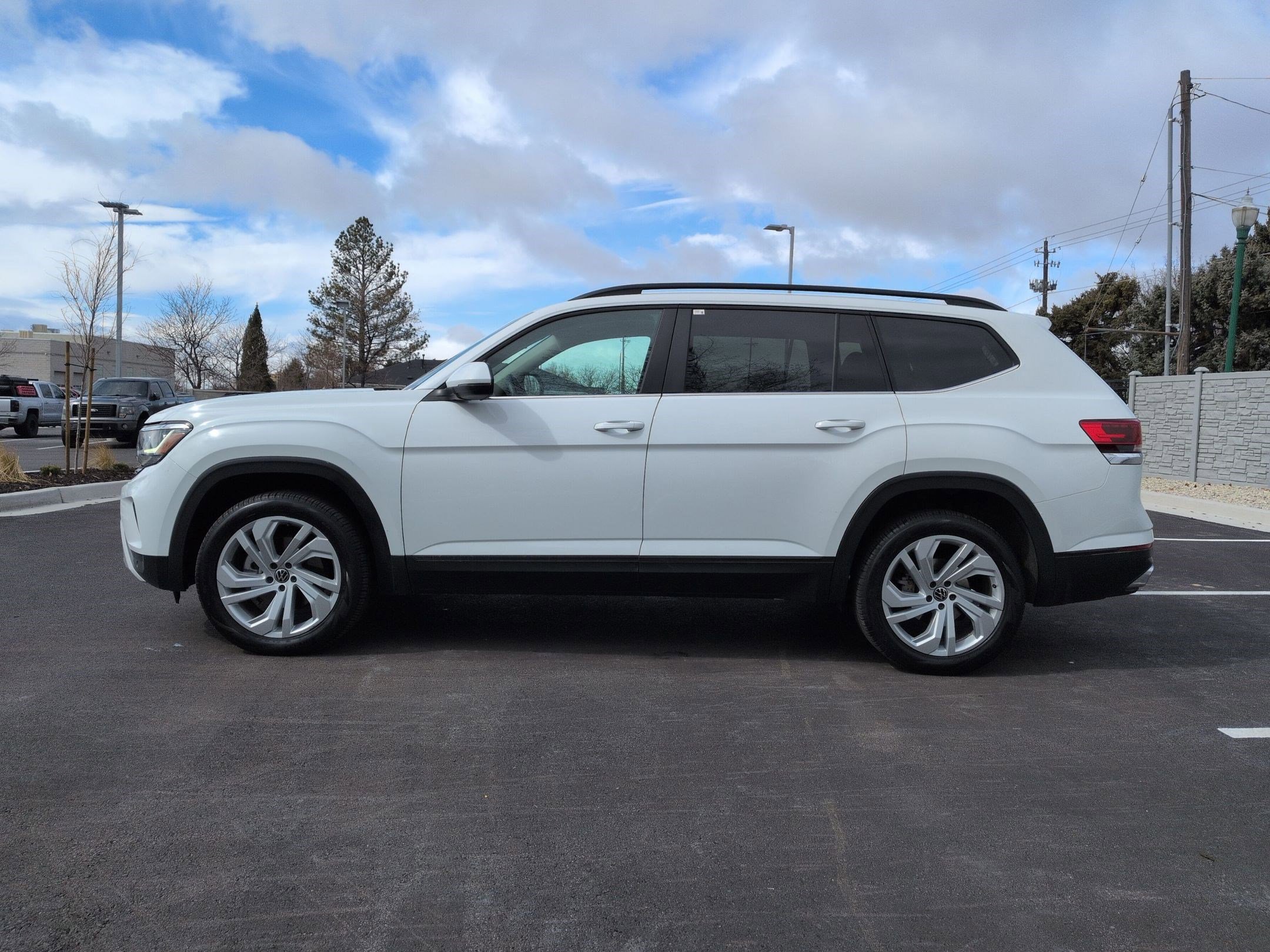 Used 2023 Volkswagen Atlas SE image 10
