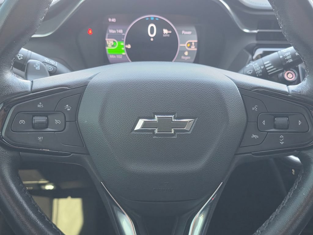 Used 2022 Chevrolet Bolt EUV LT w/ Convenience Package FWD image 34