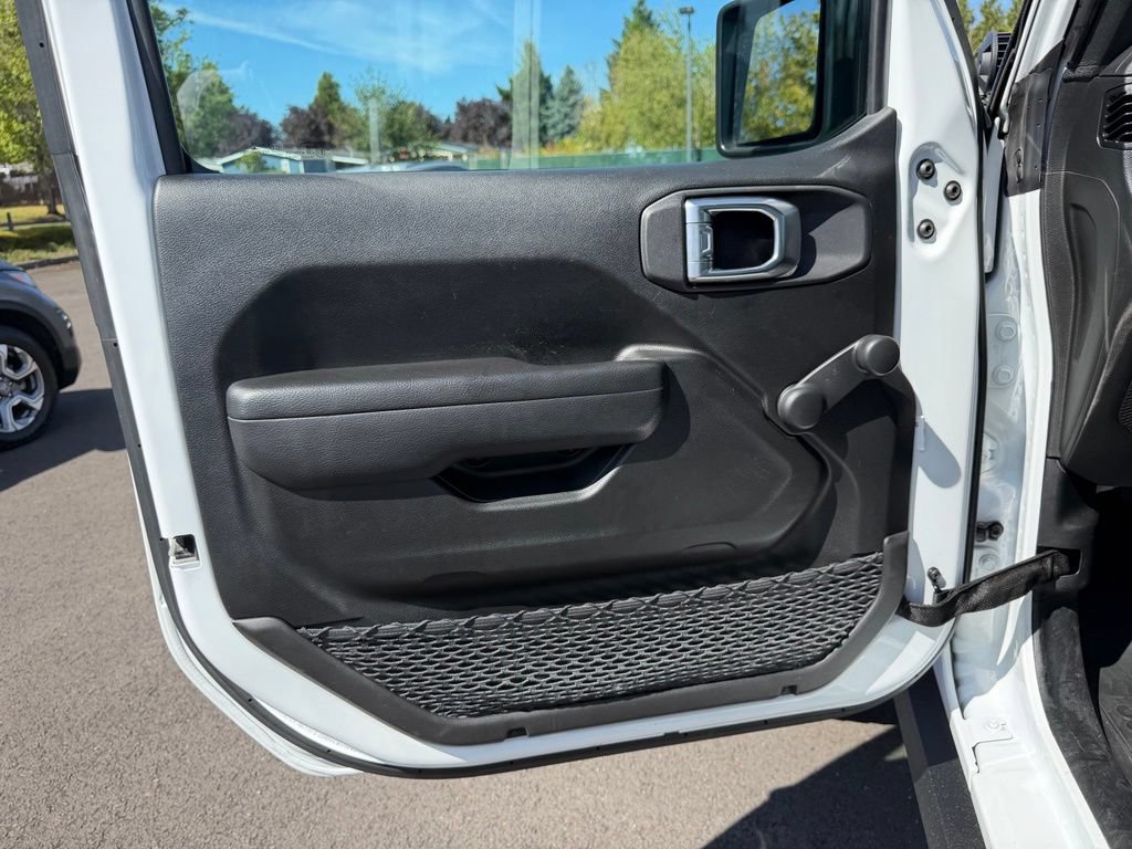 Used 2022 Jeep Wrangler Unlimited Sport AWD/4WD image 11