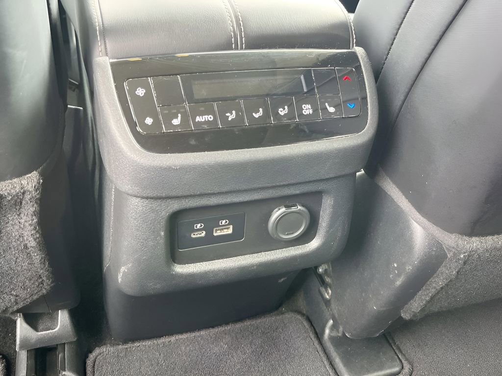 Used 2024 INFINITI QX60 Luxe image 19