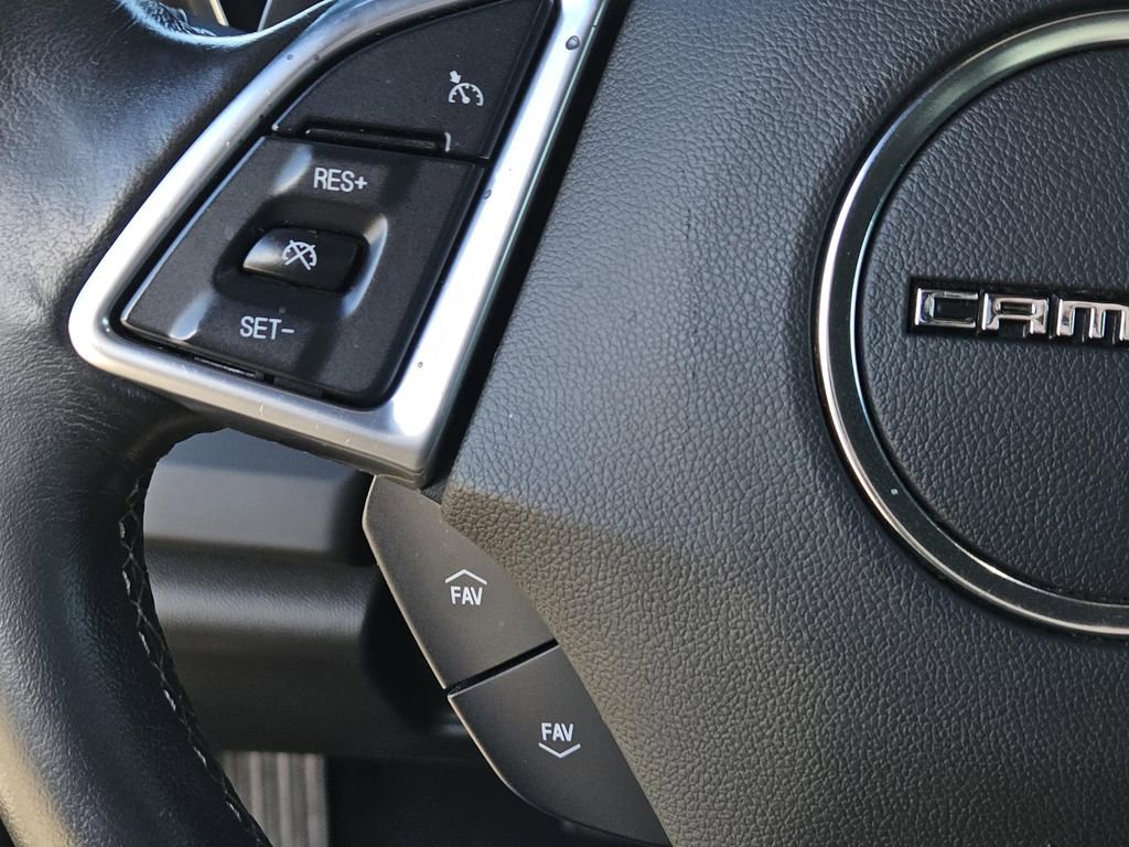 Used 2021 Chevrolet Camaro LT image 15