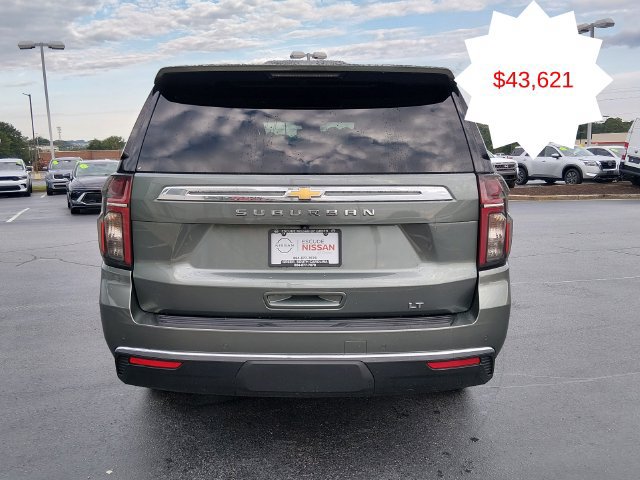Used 2024 Chevrolet Suburban LT AWD/4WD image 4