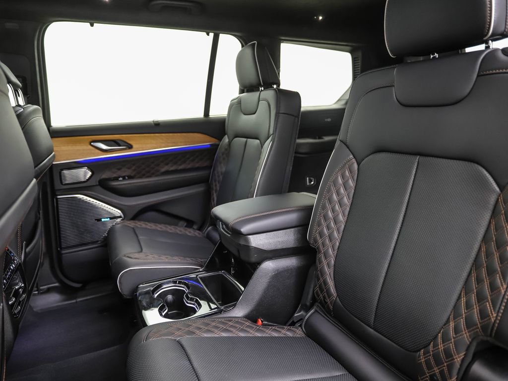 Used 2023 Jeep Grand Cherokee L Summit image 23