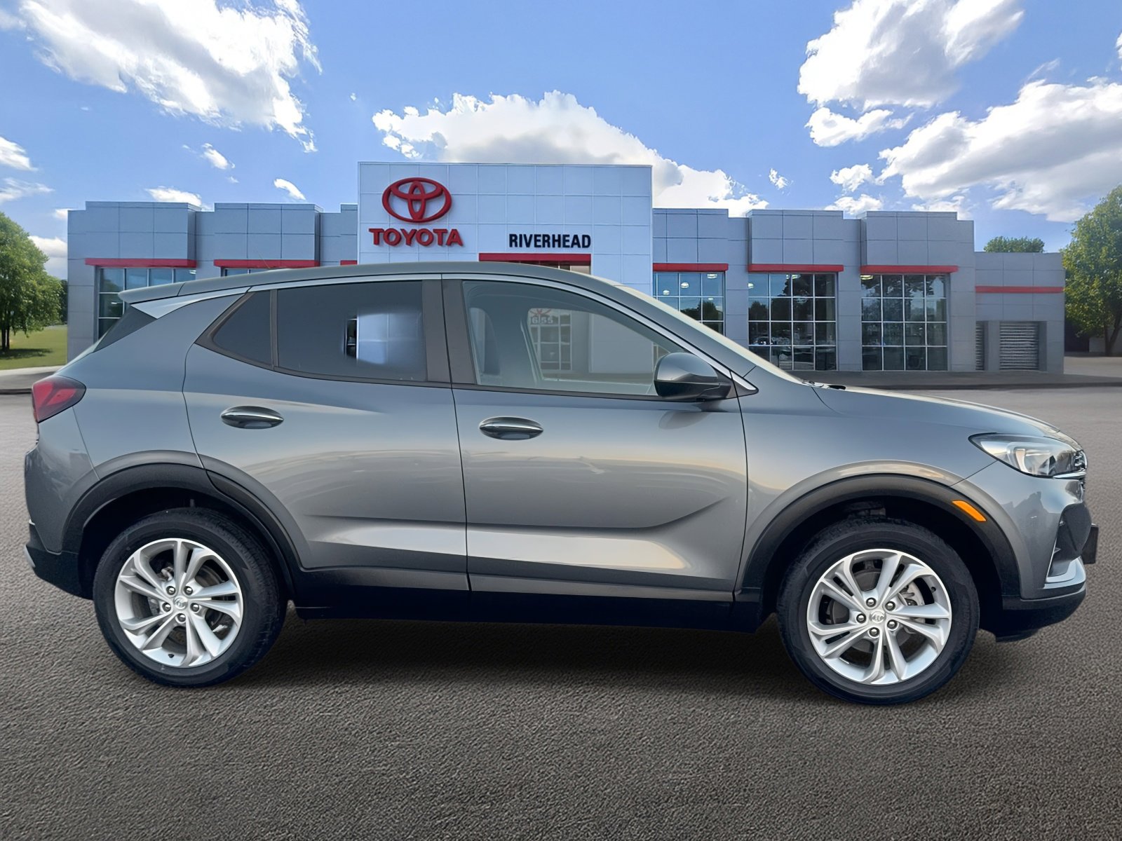 Used 2021 Buick Encore GX Preferred w/ Cold Weather Comfort Package image 3
