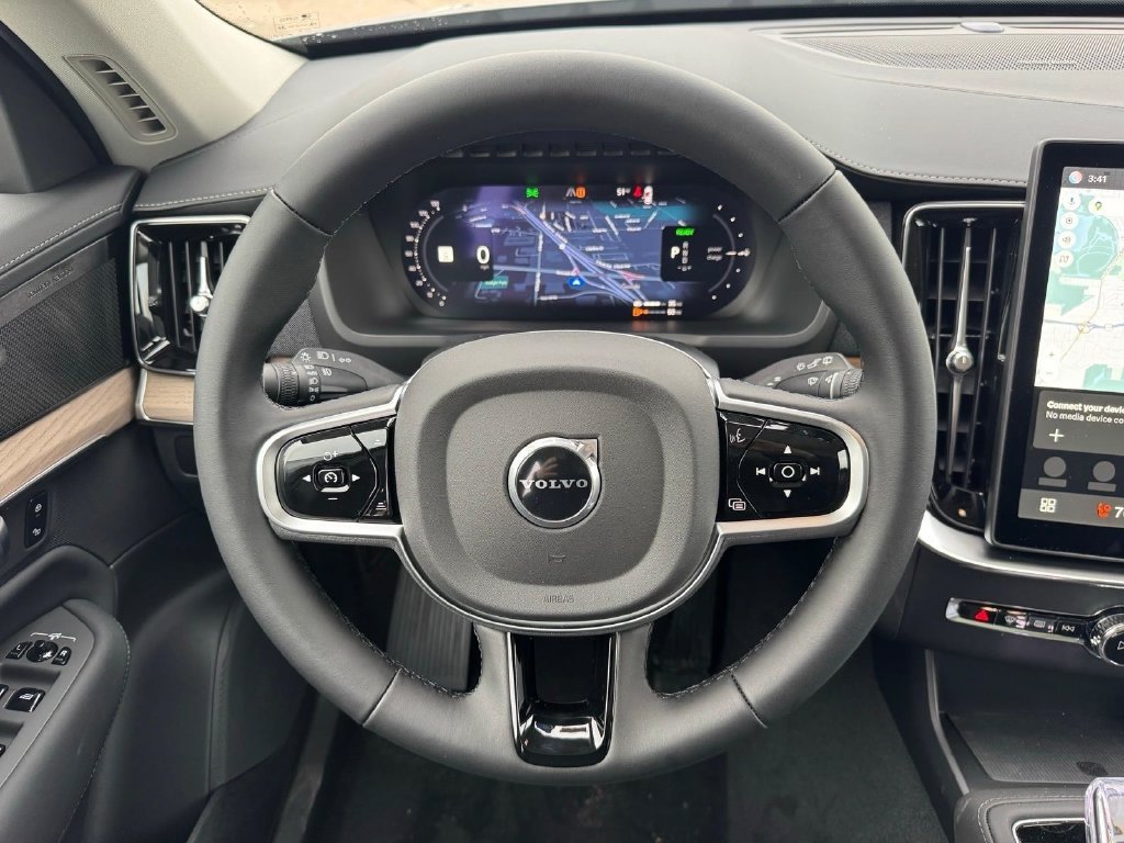New 2026 Volvo XC90 T8 Plus w/ Protection Package AWD/4WD image 12