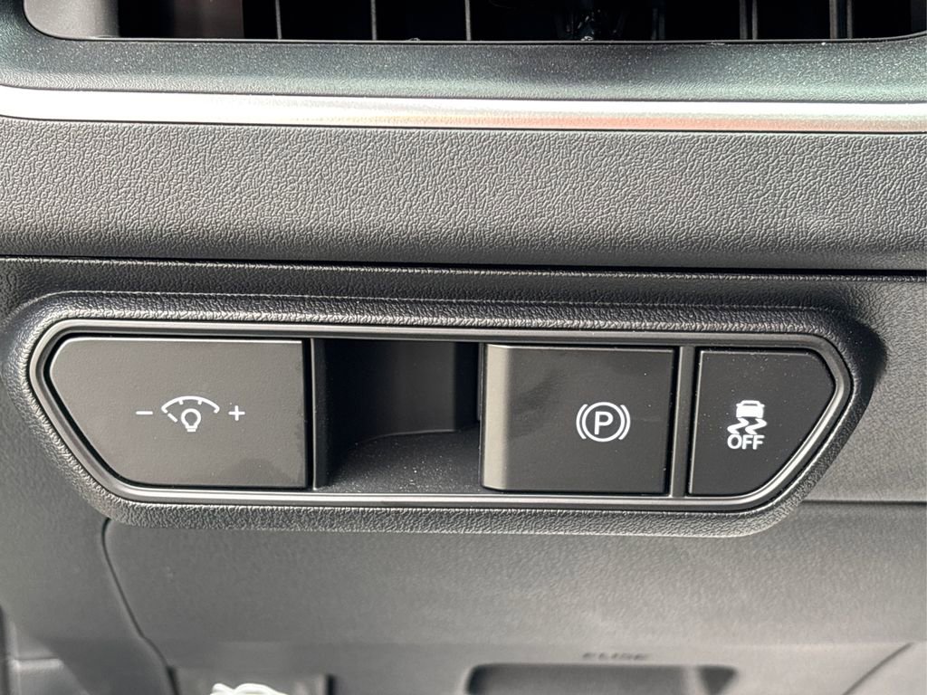 Certified 2025 Kia K4 LXS image 31