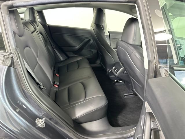 Used 2023 Tesla Model 3 Standard Range image 24
