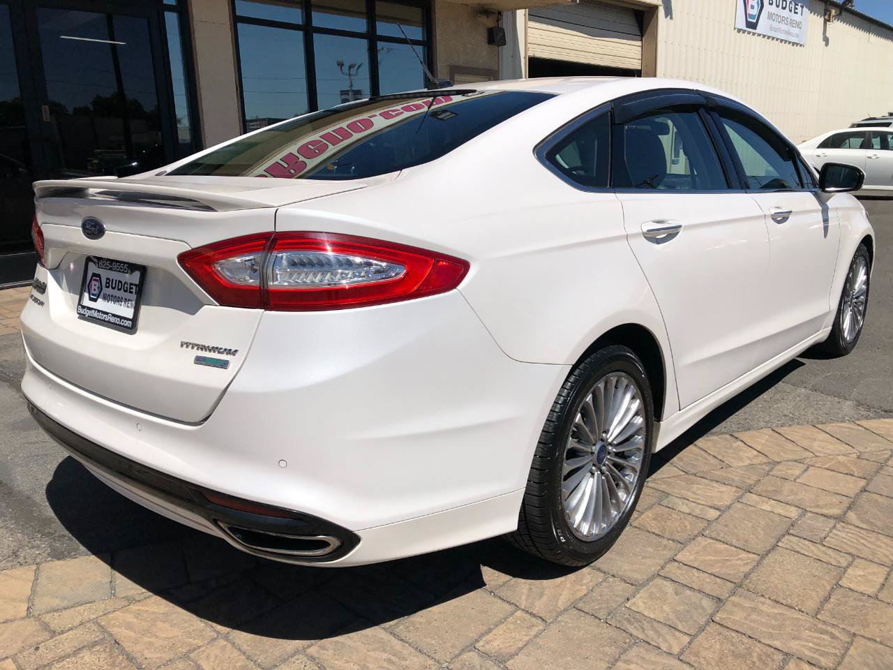 Used 2013 Ford Fusion Titanium w/ Titanium Driver Assist Pkg FWD image 2