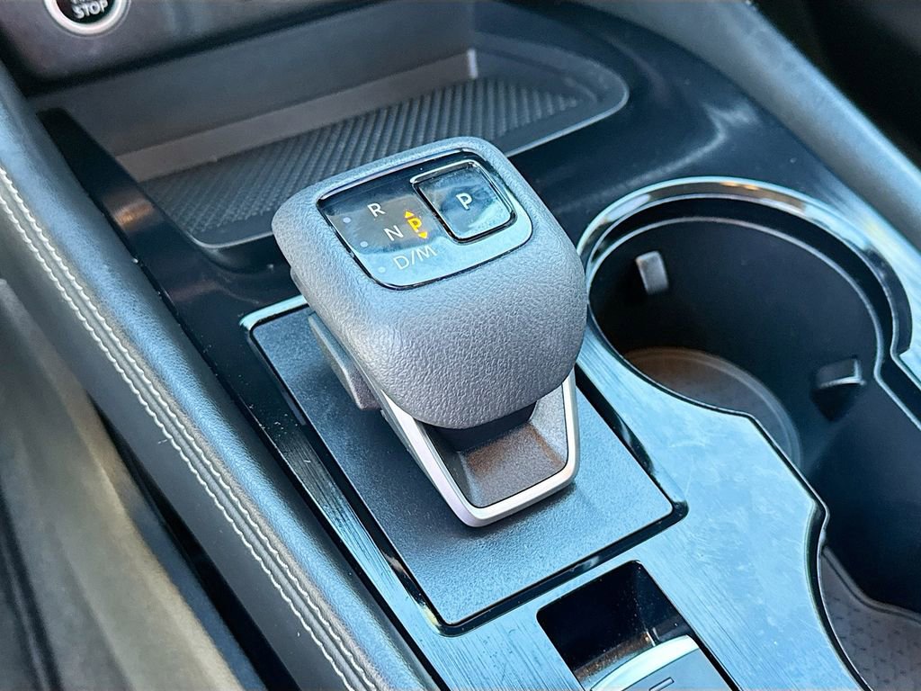 Used 2021 Nissan Rogue SL w/ Premium Package image 17