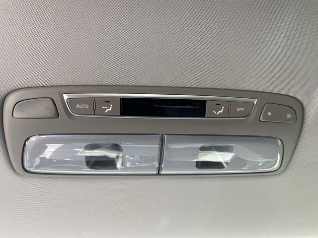 Used 2025 Kia Telluride SX w/ SX Captain's Chair Package FWD image 21