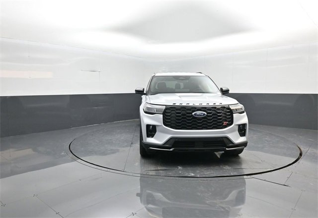 New 2026 Ford Explorer ST image 2