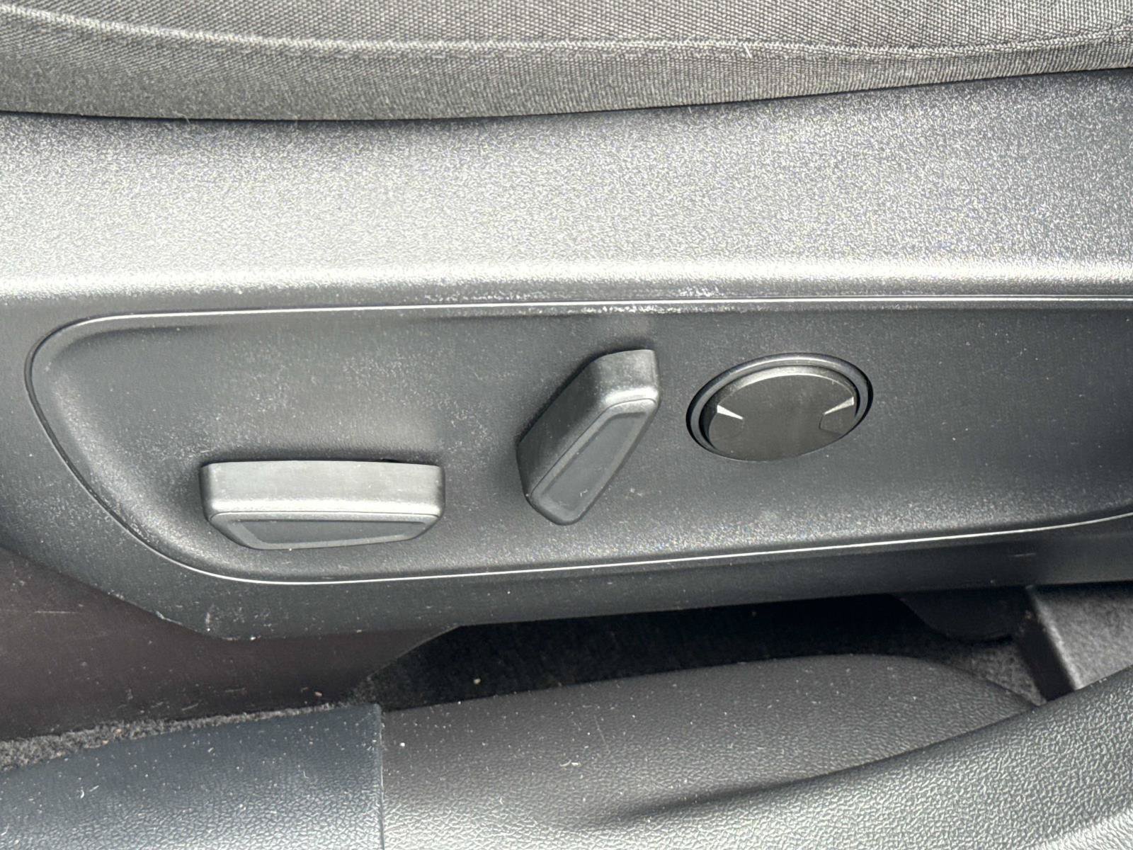 Used 2024 Ford Escape Active w/ Cold Weather Package FWD image 16