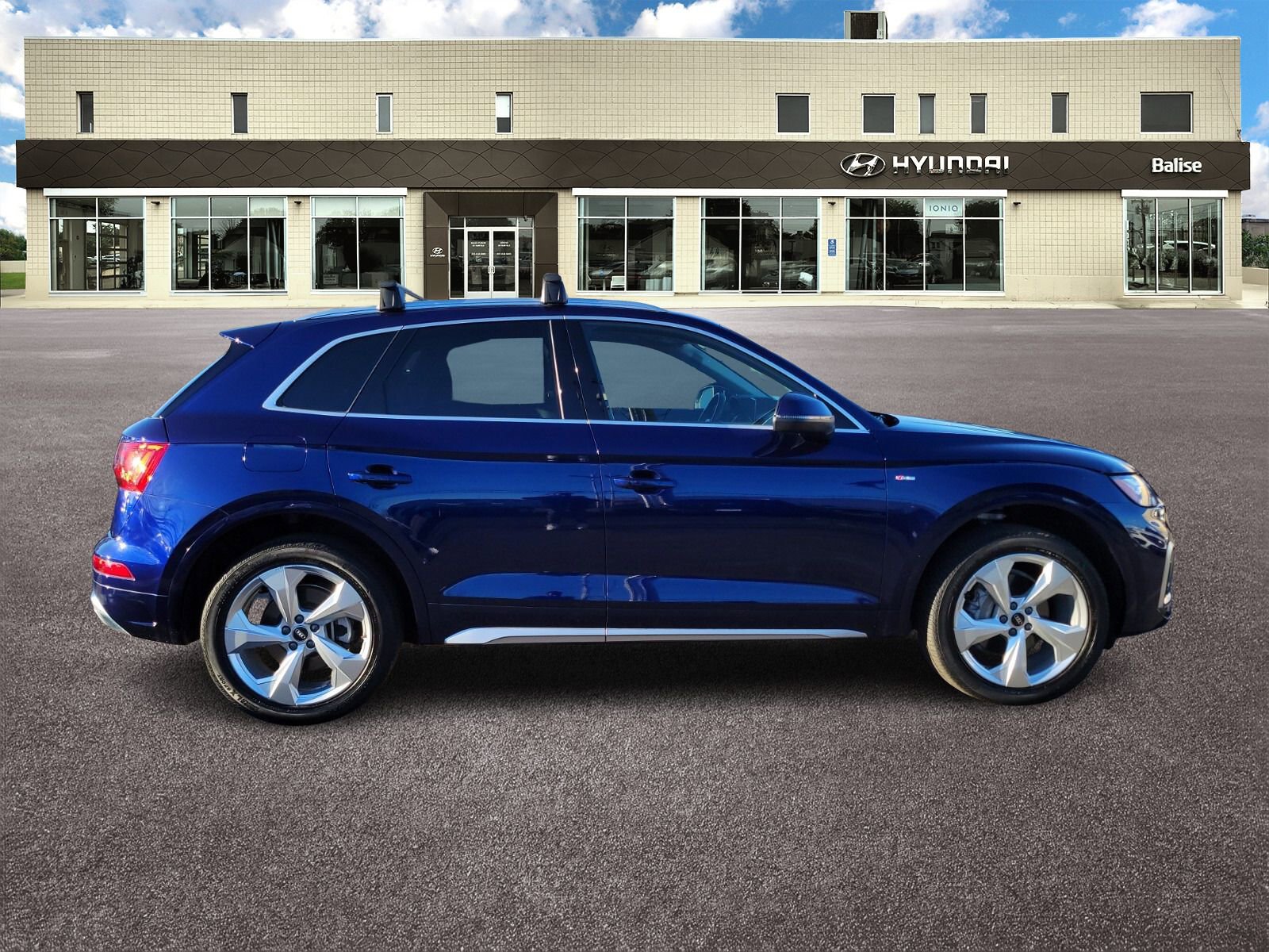 Used 2023 Audi Q5 2.0T Premium Plus image 2