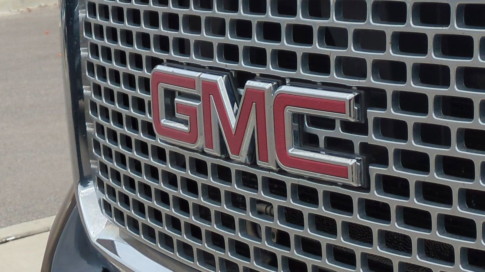 Used 2017 GMC Sierra 3500 Denali w/ Duramax Plus Package image 12