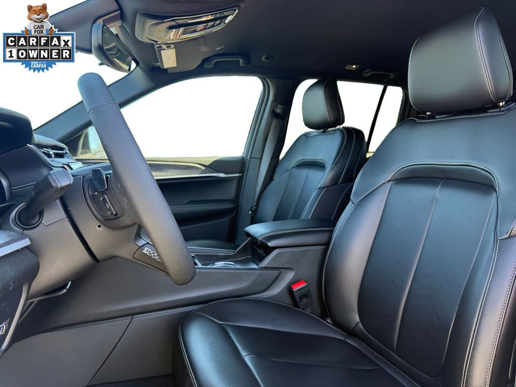 Used 2024 Jeep Grand Cherokee Limited image 9