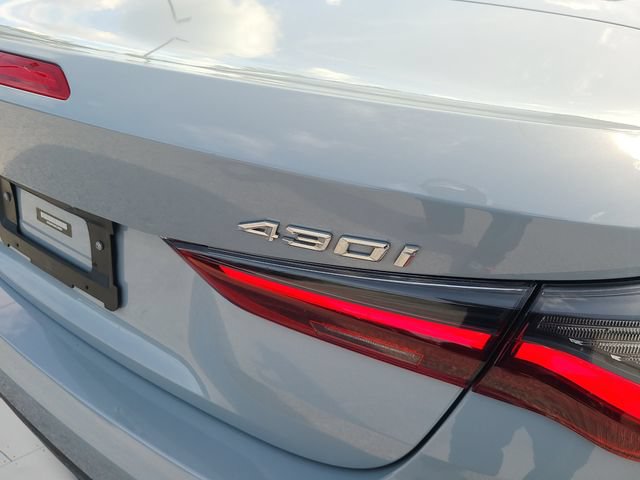 Used 2022 BMW 430i Convertible w/ M Sport Package RWD image 29