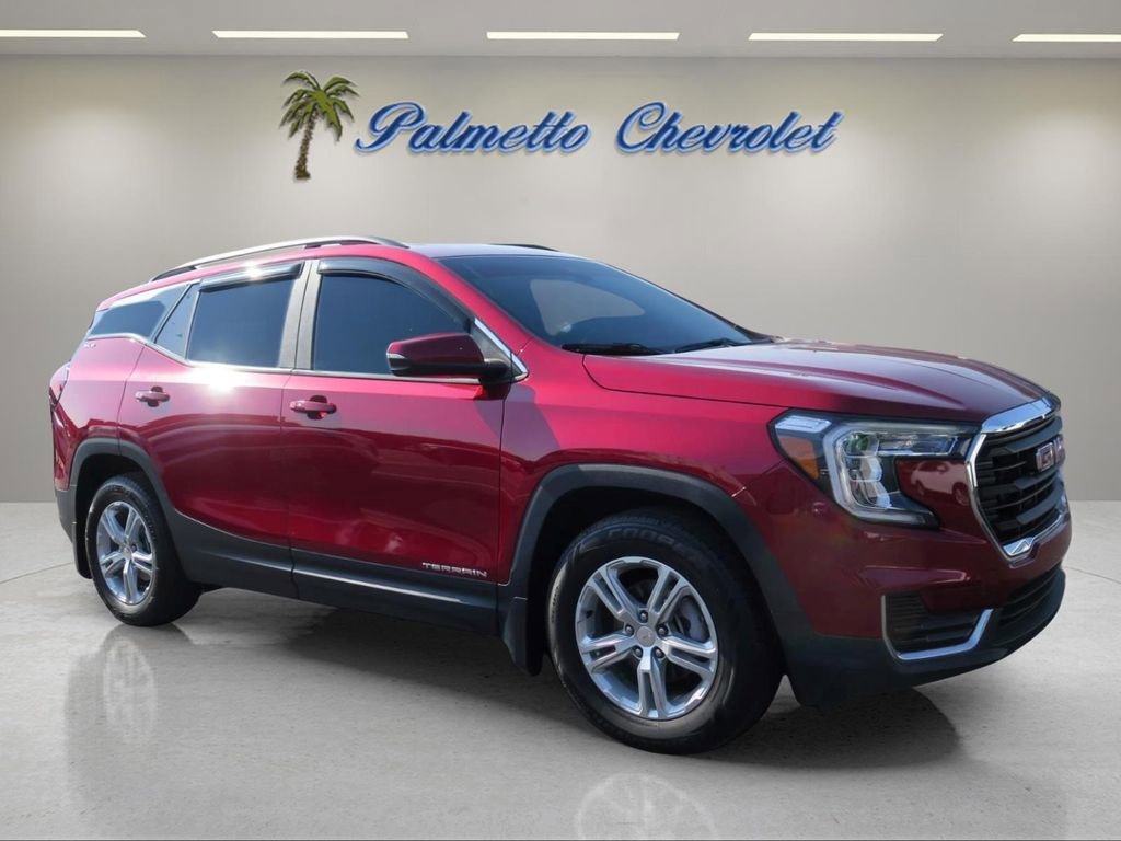 Used 2023 GMC Terrain SLE w/ Driver Convenience Package FWD image 1