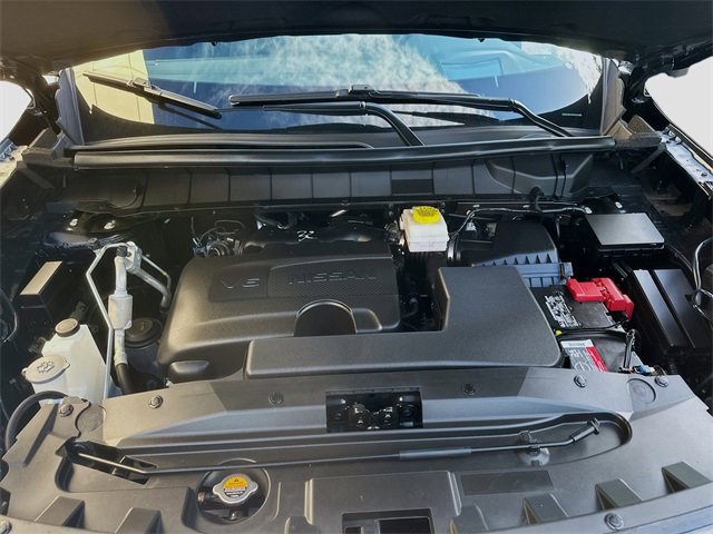 Used 2024 Nissan Pathfinder Platinum w/ Cargo Package image 35