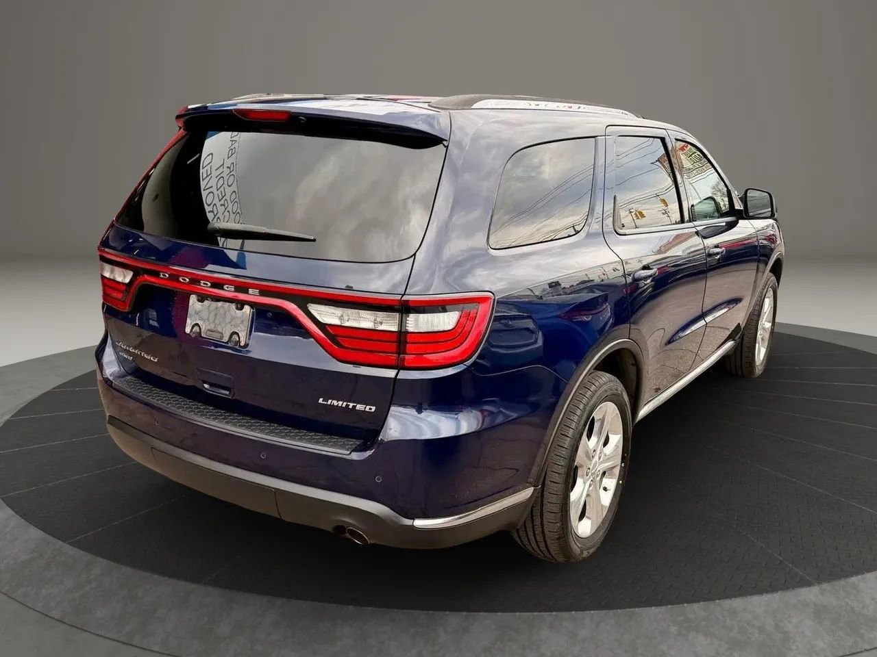 Used 2015 Dodge Durango Limited w/ Premium Group AWD/4WD image 4