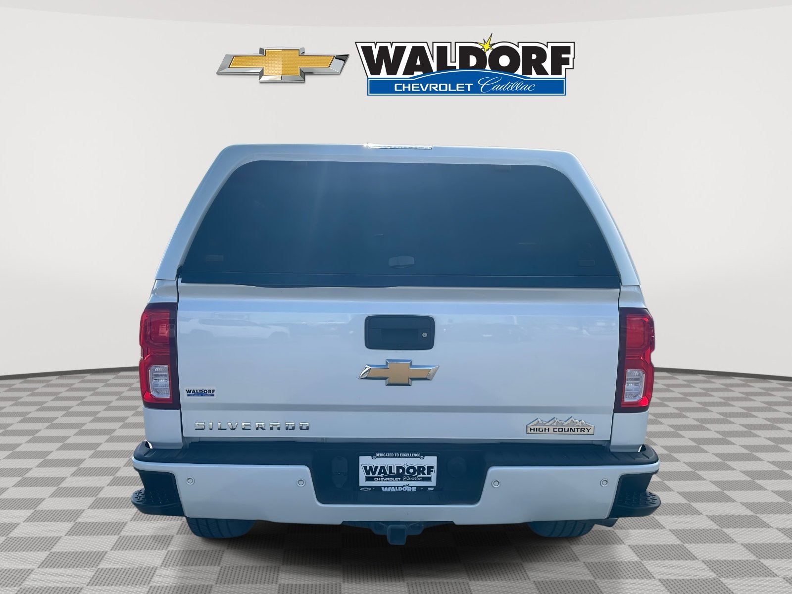 Used 2018 Chevrolet Silverado 1500 High Country image 4