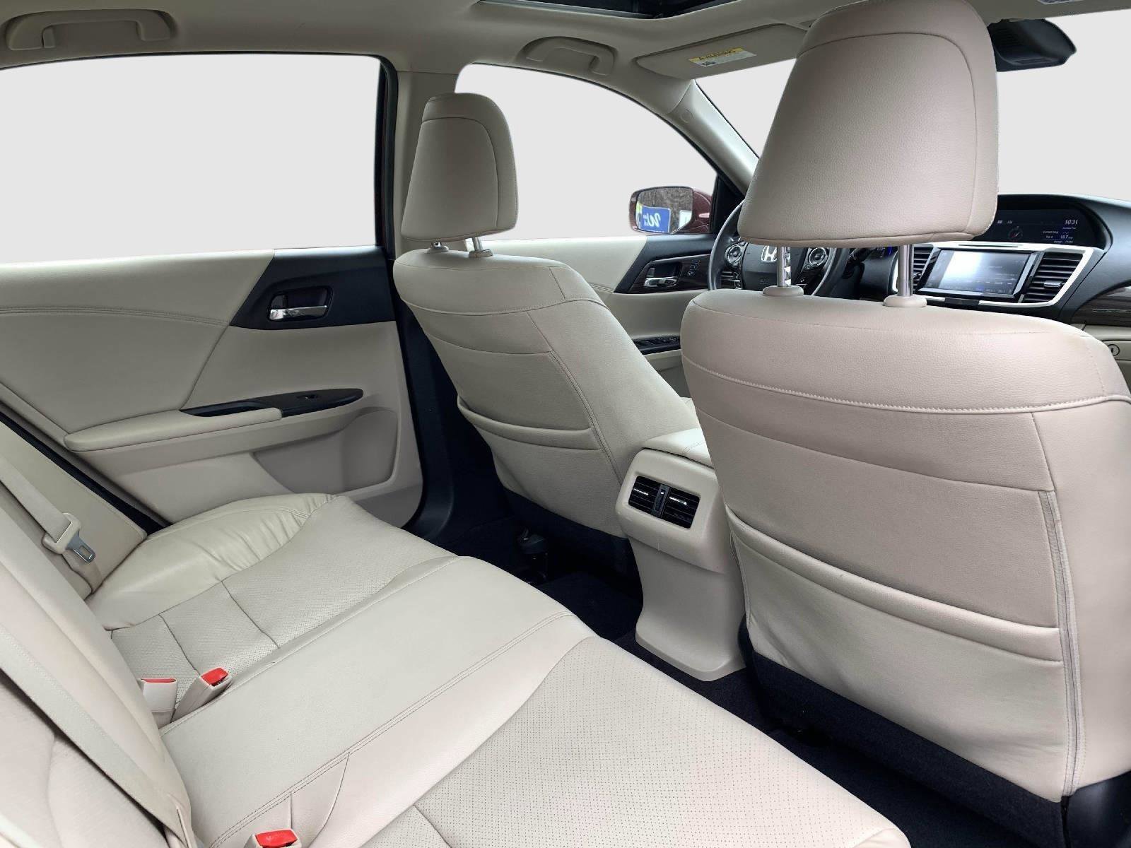 Used 2017 Honda Accord EX-L image 43