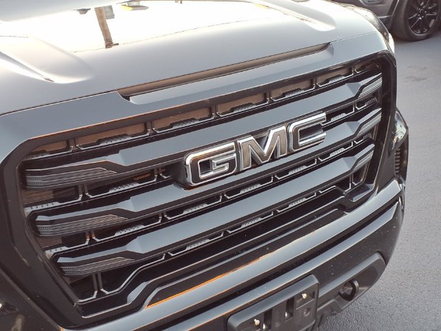 Used 2020 GMC Sierra 1500 Elevation w/ Elevation Value Package AWD/4WD image 30