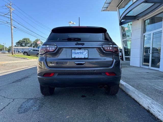 Used 2018 Jeep Compass Latitude w/ Popular Equipment Group AWD/4WD image 8