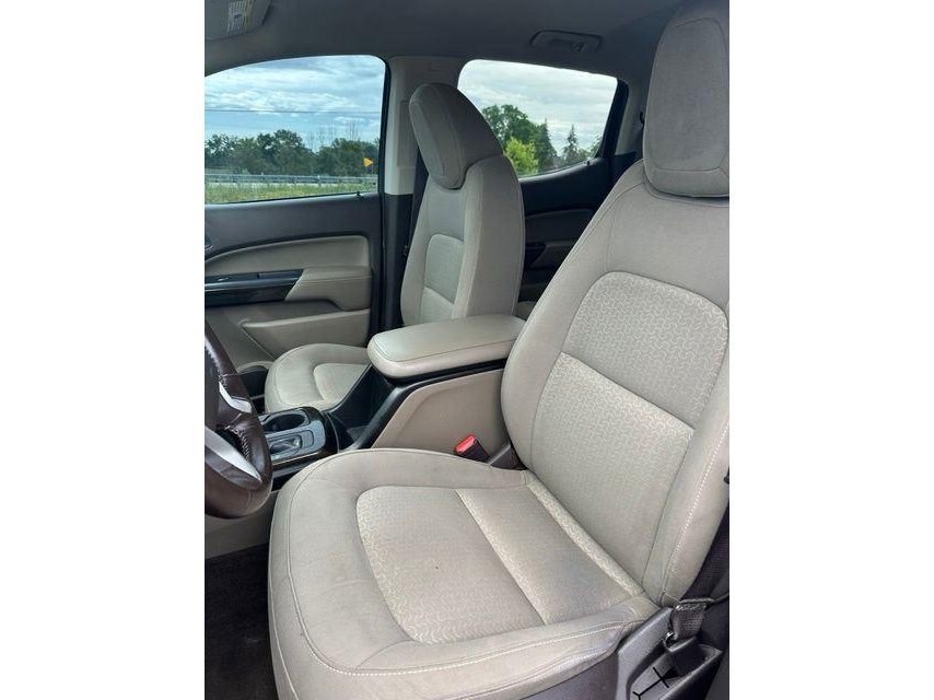Used 2015 GMC Canyon SLE AWD/4WD image 21