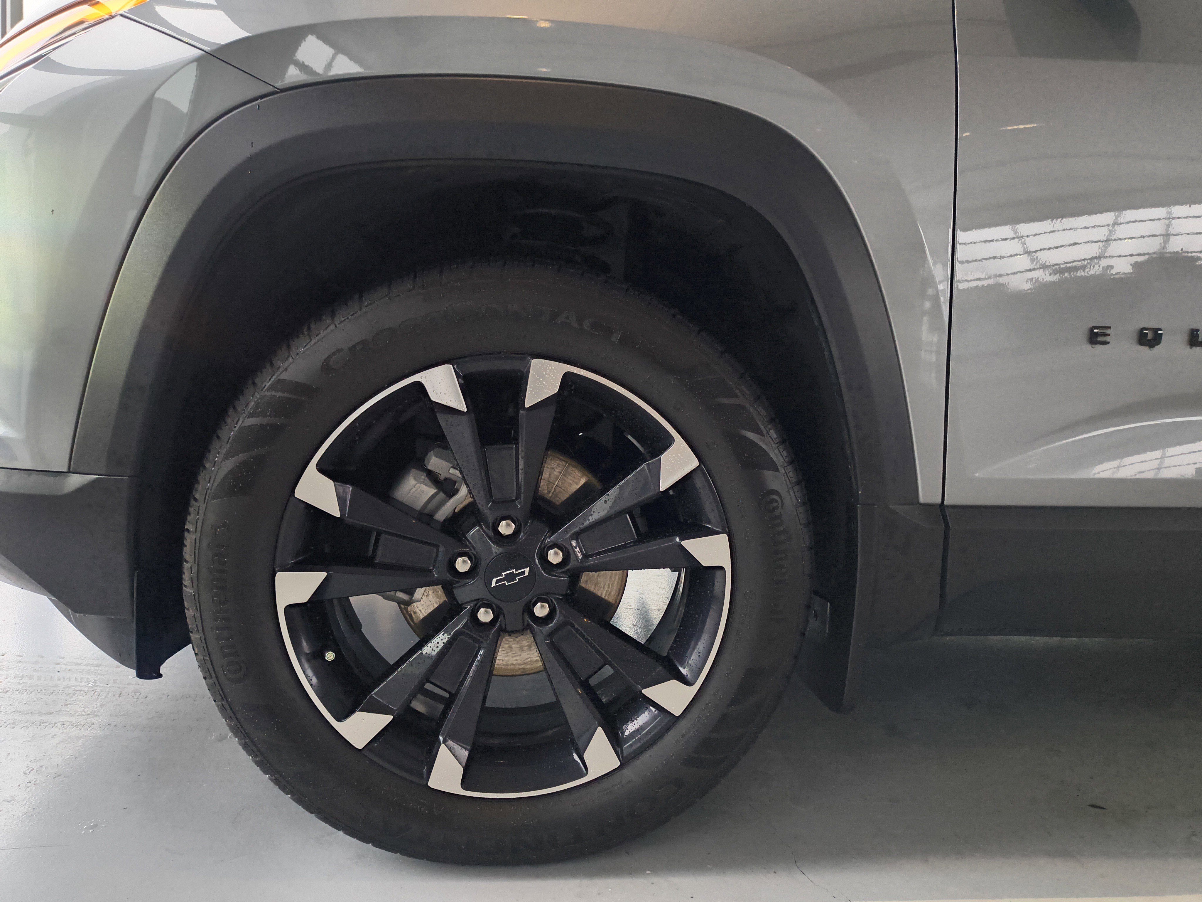 Used 2025 Chevrolet Equinox RS w/ Safety and Technology Package image 25