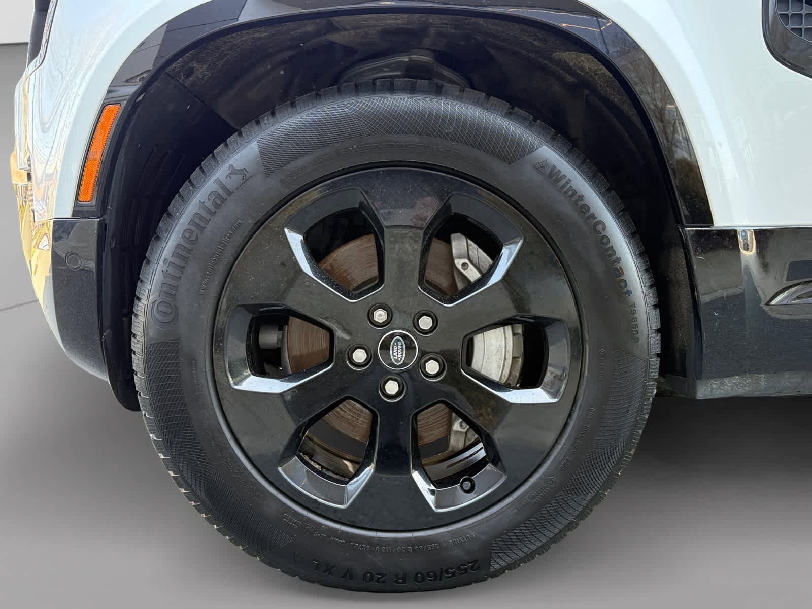 Used 2022 Land Rover Defender 110 X-Dynamic SE AWD/4WD image 19